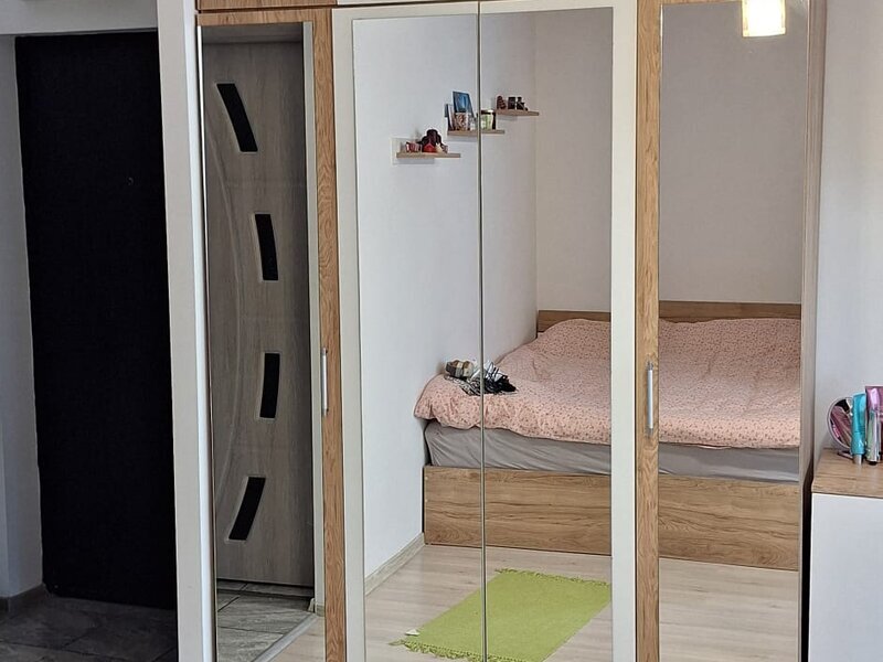 Dristor, 7 minute metrou,